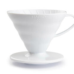 Hario Dripper V60-02 bílý plastový